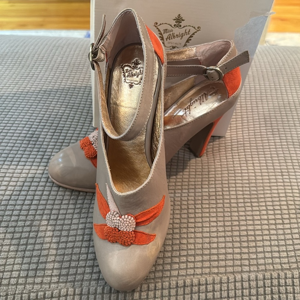 Anthropologie Miss Albright Flower Pump- Colorblock Ankle Strap Heels (7.5)